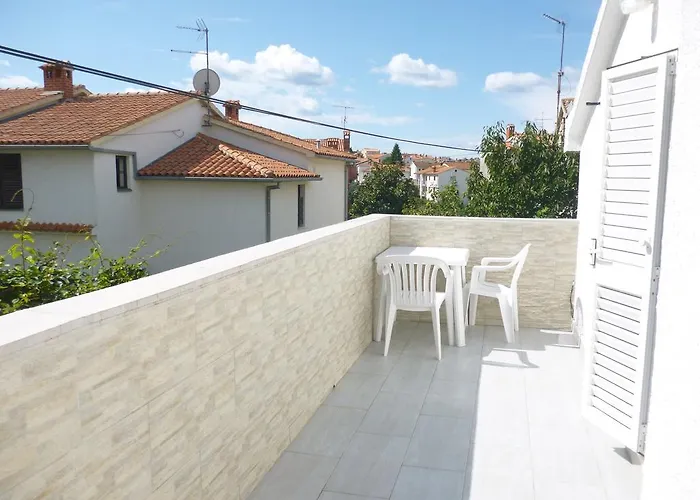 Spada アパート ポレッチ